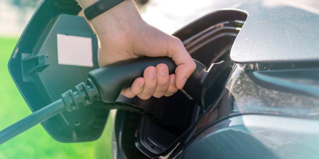 Cómo ahorrar en combustible en tu coche